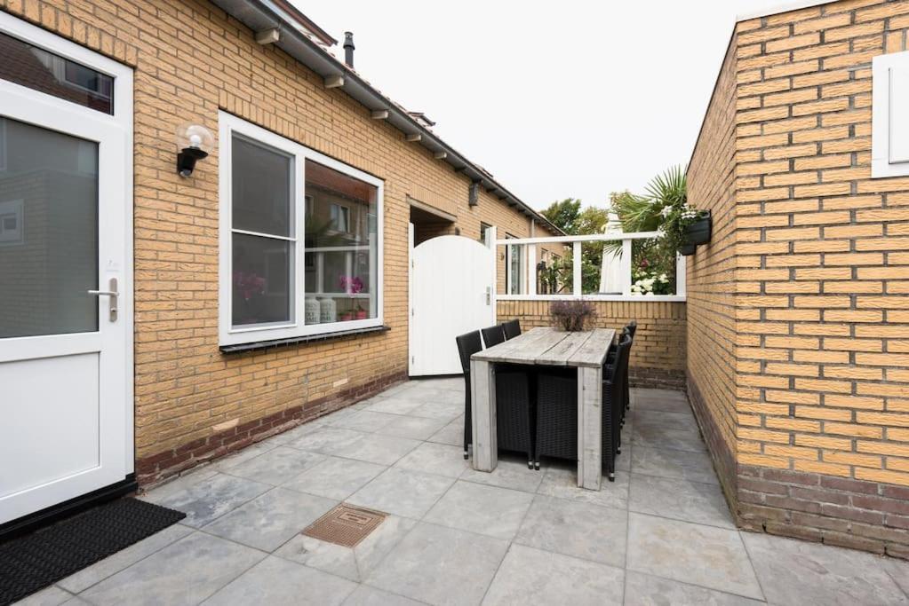 Modern Ingericht Vakantiehuis - Rust & Strand Op 350M Эгмонд-ан-Зее Экстерьер фото