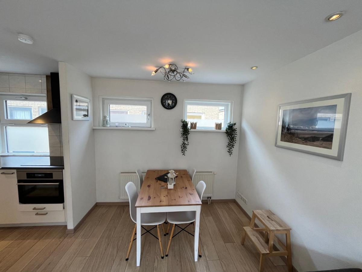 Modern Ingericht Vakantiehuis - Rust & Strand Op 350M Эгмонд-ан-Зее Экстерьер фото